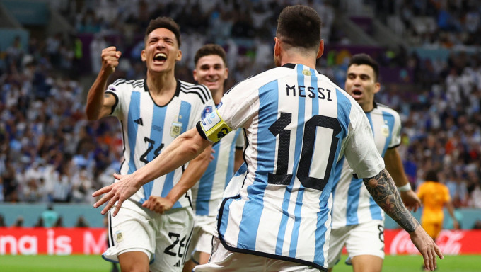 美斯带领阿根廷晋级卡塔尔世界杯四强。REUTERS
