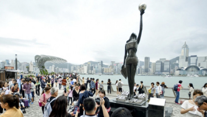 Why Japanese Tourists Are Abandoning Hong Kong: The Weakening Yen and Rising Costs