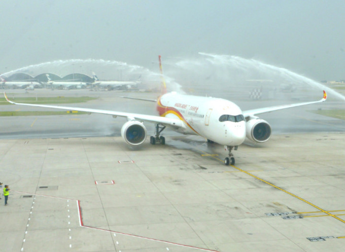 香港航空11月2日起徵收燃油附加费。资料图片