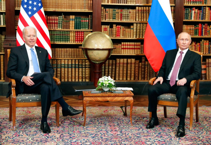 拜登就任后首次与普京亲身会面。AP图片