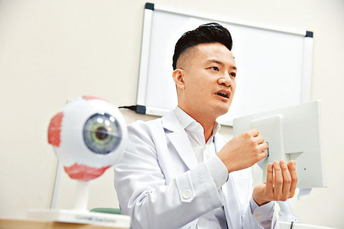 中大医学院眼科及视觉科学副教授庄金隆表示，接种疫苗有效预防新冠后眼部病症。