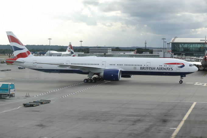 英航指，每周10班由香港飞往伦敦希思罗机场的航班，将全部改为晚上起飞。 英航图片