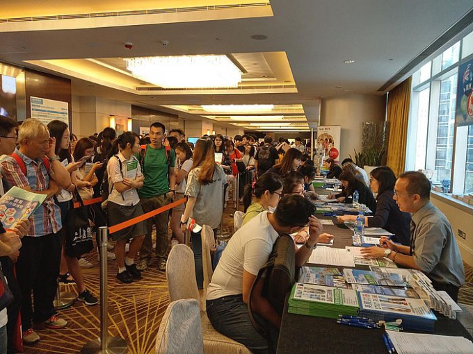 本港以往举办的海外升学展，均吸引不少家长和学生到场，其中澳洲是港生第二大热门留学之选。