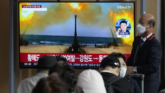 北韩连续两天发射炮弹，以反制韩美炮击演练。AP