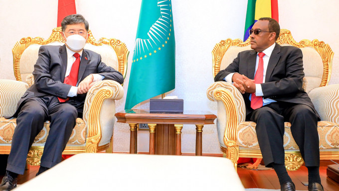 新任中國外交部長秦剛訪問埃塞俄比亞。埃塞爾比亞外交部