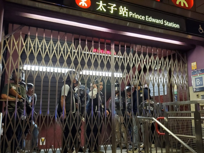 太子站、旺角站及九龍灣站今關閉。