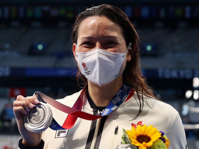 何詩蓓在東京奧運女子200米自由泳決賽取得銀牌。路透社相片