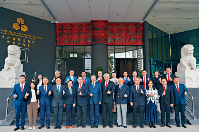 梁君彦率领的立法会考察团继续在马来西亚吉隆坡访问。