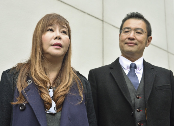 「正义联盟」创党主席李偲嫣（左）、丈夫谢铖浚。资料图片