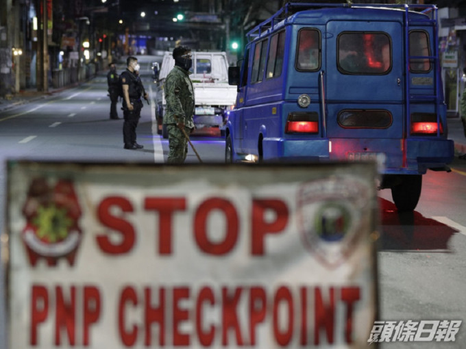 菲律宾疫情肆虐，马尼拉曾实施宵禁。AP