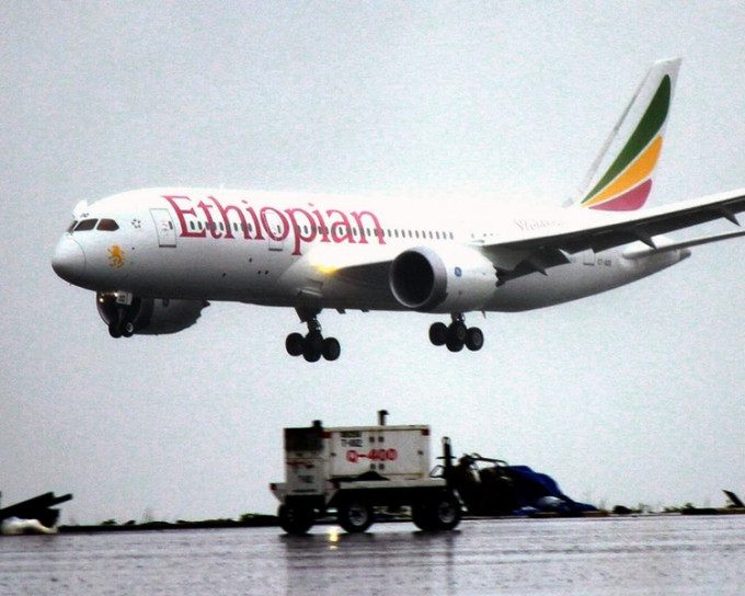 埃塞俄比亚航空有客机坠毁。AP