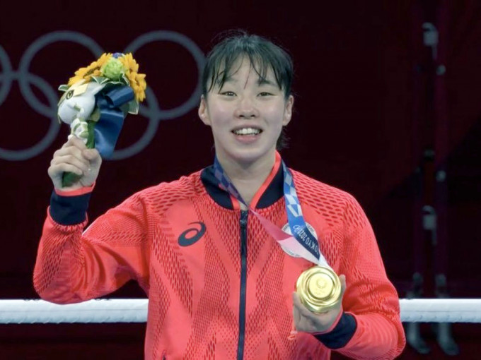 日本20岁女拳手首夺金牌立即表示想引退，称不爱体育。网图