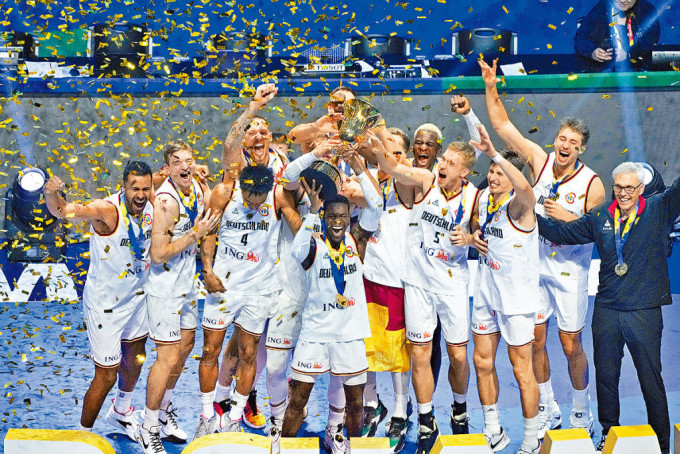 德國男籃於世盃歷史性奪冠，令人刮目相看。
