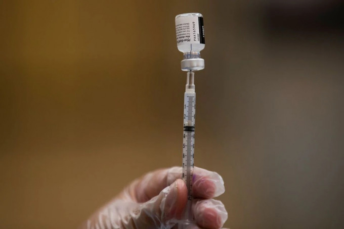 美國政府擬為5至11歲兒童接種新冠疫苗。路透社資料圖