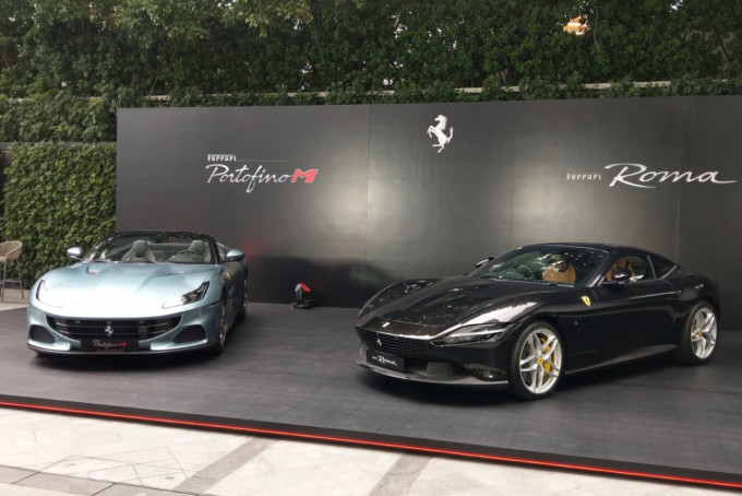 開篷Portofino M(左)及Roma(右)售價分別為HK$3,221,563起及HK$3,802,103起。