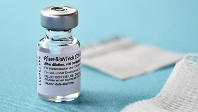 新一批约19万剂复必泰疫苗付运抵港。资料图片
