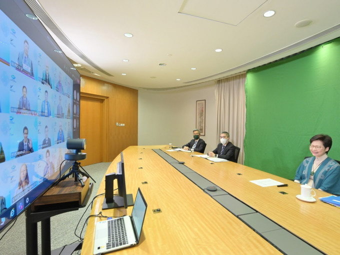 林鄭月娥以視像形式出席亞太經給組織領導人非正式會議。政府新聞處圖片