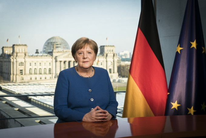 德國總理默克爾表示，德國正面對「二次大戰以來」最大的挑戰，呼籲國民遵從隔離措施，對抗武漢肺炎疫情。AP