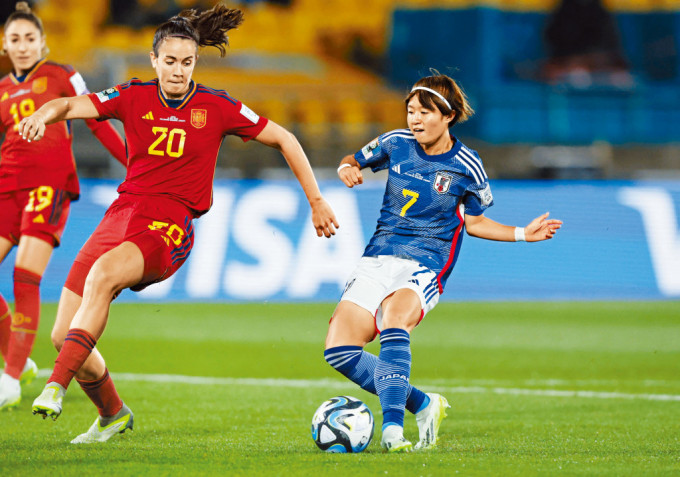 宮澤日向（右）目前以4個入球，與德國女足隊長普芘並列射手榜榜首。