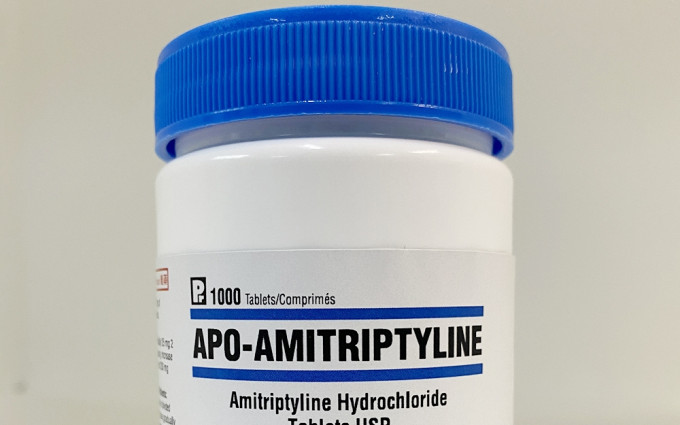 Apo-Amitriptyline 10毫克藥片（香港註冊編號：HK-09273）。  衞生署提供