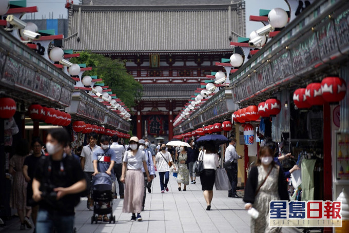 日本將會下月放寬旅客入境。AP資料圖片