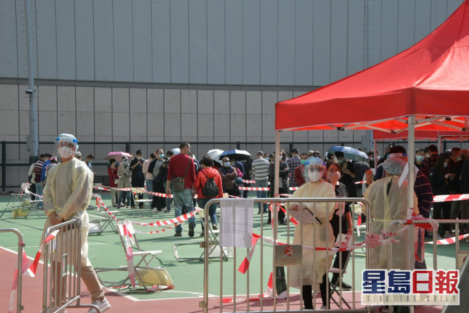 僱主應安排員工在本月25日前接受第一次檢測。