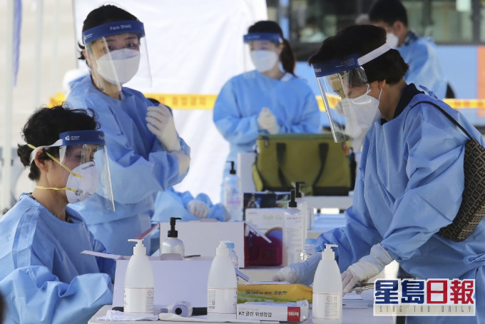 南韓單日新增病例連續兩天超過50宗。AP圖片