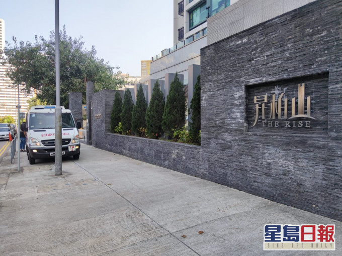 昇柏山一名男子疑墮樓。
