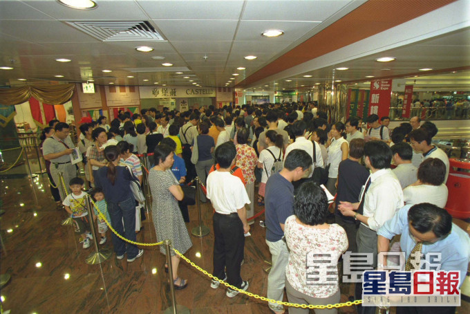 【地產話當年】欣廷軒千禧年開售 呎價不足3000元