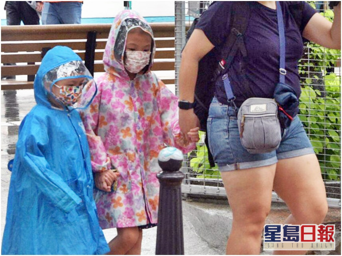 早上的骤雨为港岛、西贡及北区带来超过30毫米雨量。资料图片