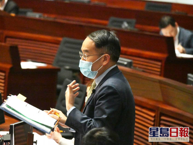 財經事務及庫務局局長許正宇。