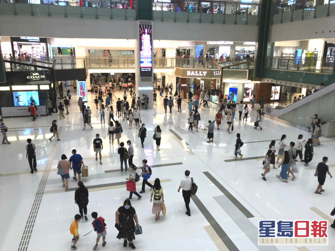 新城市廣場未見示威者聚集。