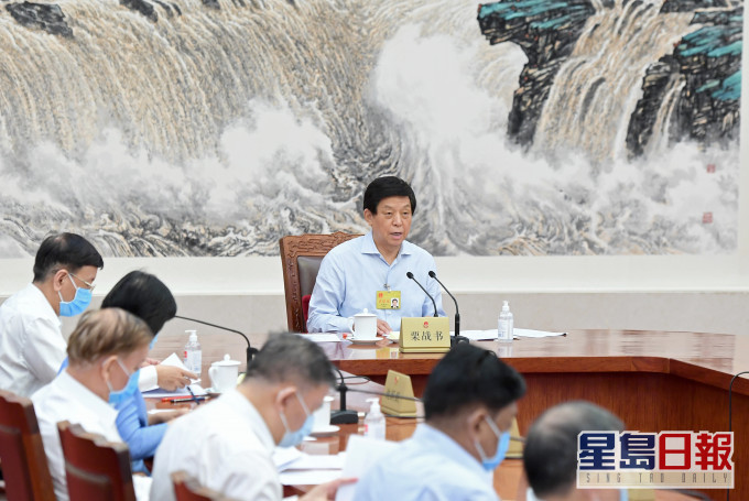 全国人大常委会表决通过港区维护国家安全法。新华社