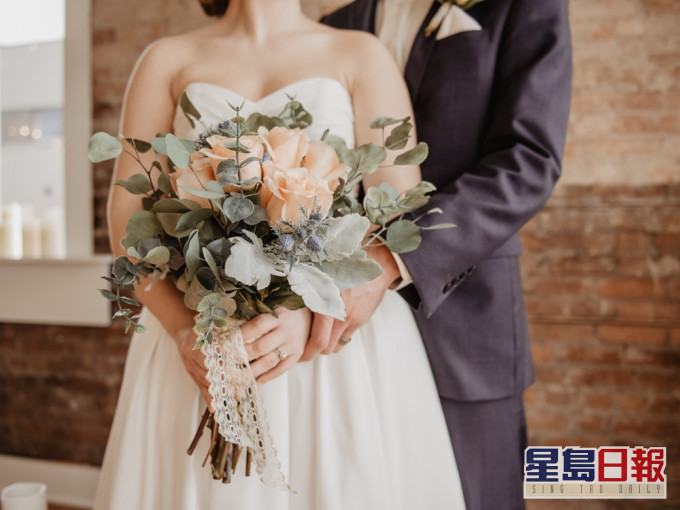 一名台湾人为了取得婚假,竟跟同一个人结婚3次离婚两次。unsplash示意图