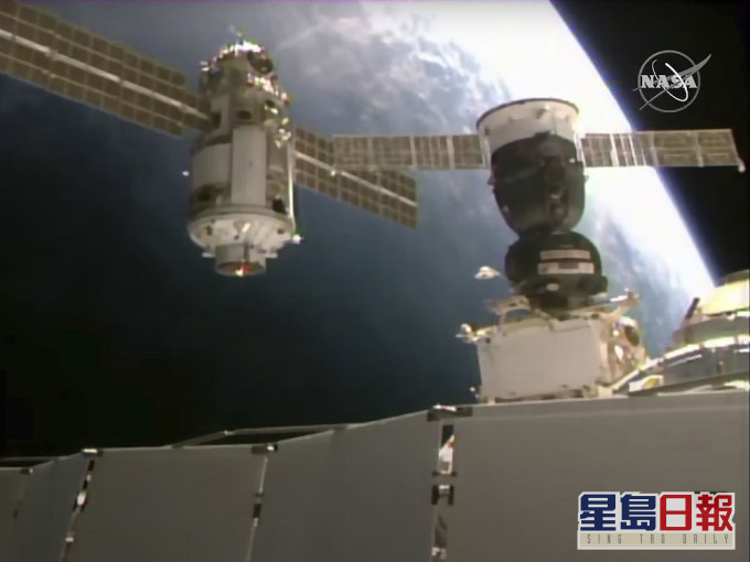 俄羅斯「科學號」太空實驗艙推進器意外啟動,國際太空站一度被推離正常方位。AP圖片