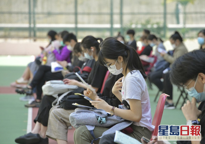 中学文凭试本月23日正式开考。资料图片