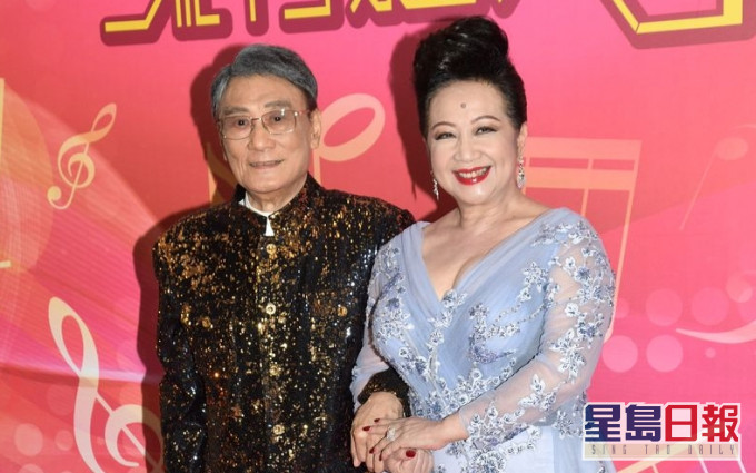 炳哥今年2月亮相《流行經典50年》錄影,家燕姐稱炳哥好錫她好畀面。