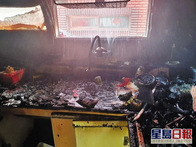 10歲哥哥煮麵不慎引發大火,肉身護弟嚴重燒傷。(網圖)