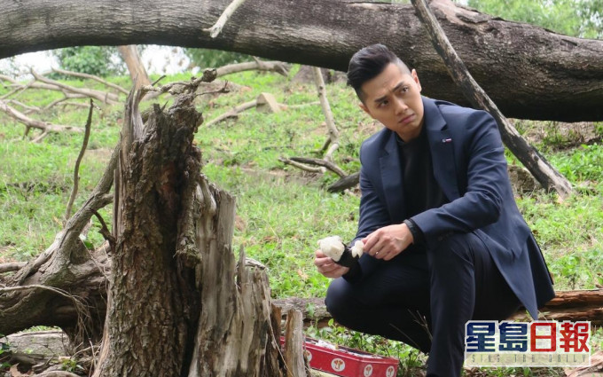 Fred日前為劇集《十八年後的終極告白》主題曲《告白》拍攝MV。
