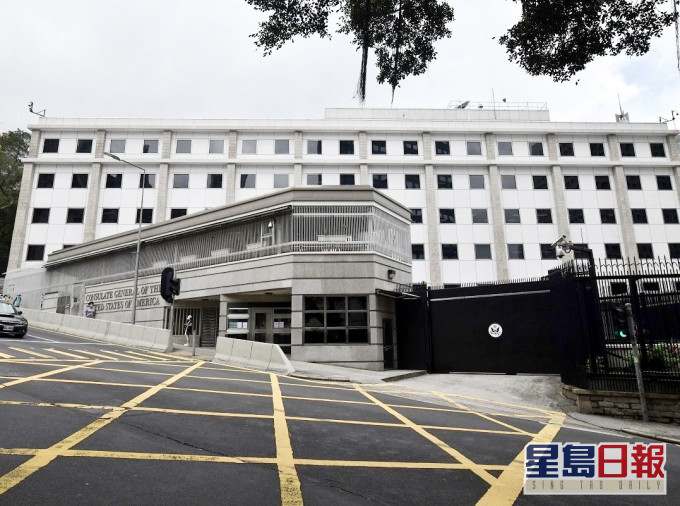 美國駐港澳總領事館指,沒有外交官抵港回家後確診新冠陽性。資料圖片