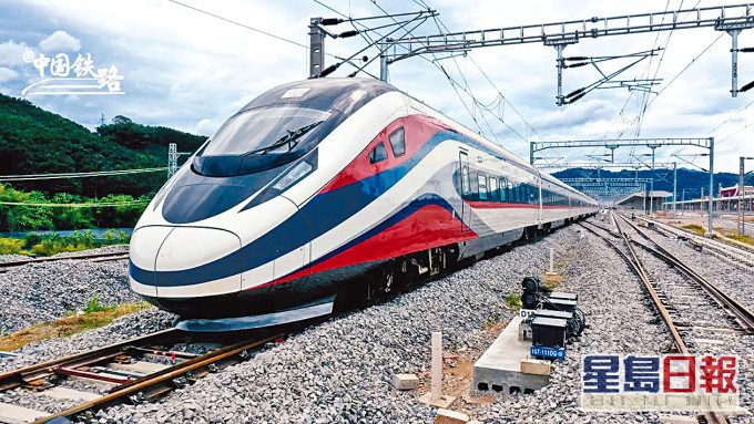 ■老撾迎來歷史上第一組現代化列車「瀾滄號」。