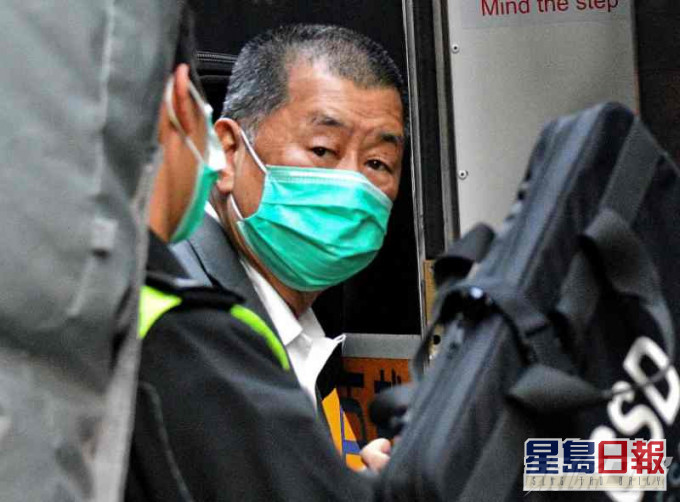 黎智英今早將押解至法院應訊。資料圖片