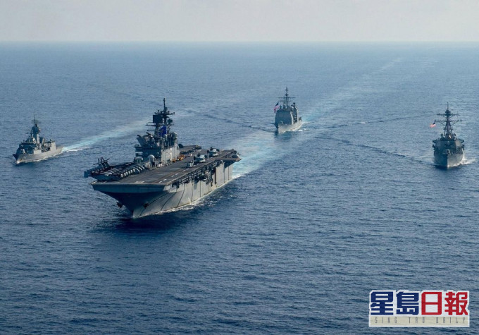 美國及澳洲海軍早前於南海進行聯合訓練。網圖