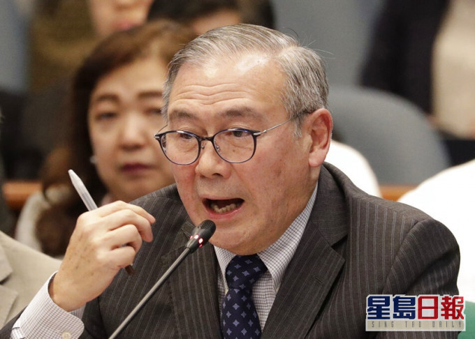 洛欽發表帶粗話推文,要求中國漁船離開有爭議海域。