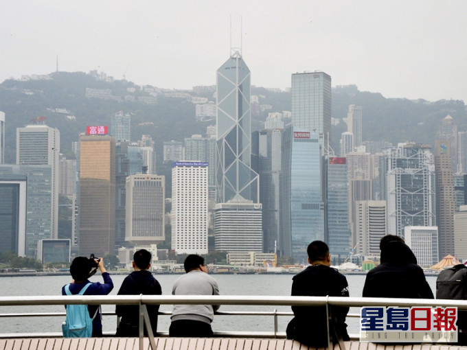陳茂波指在中央政府支持下,香港繼續是全球最大的離岸人民幣業務樞紐。資料圖片