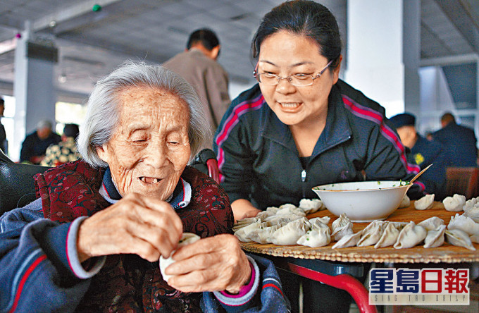 中國有近二億人口進入老年。