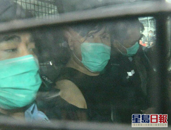 被告萧张龙。