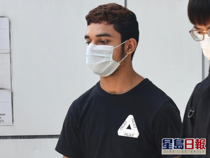 被告 Hamaad Mahmood。