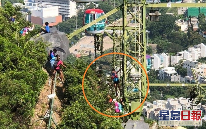 「香港主題樂園員工Secrets」facebook 相片