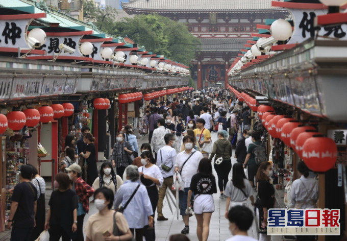 东京新增确诊病例238宗,累计确诊逾一万宗。AP